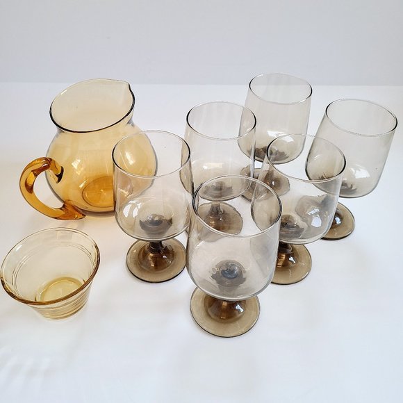 Vintage Glassware Serving Set Yellow Glass Pitcher with 6 Brown Glasses 2 Bowls